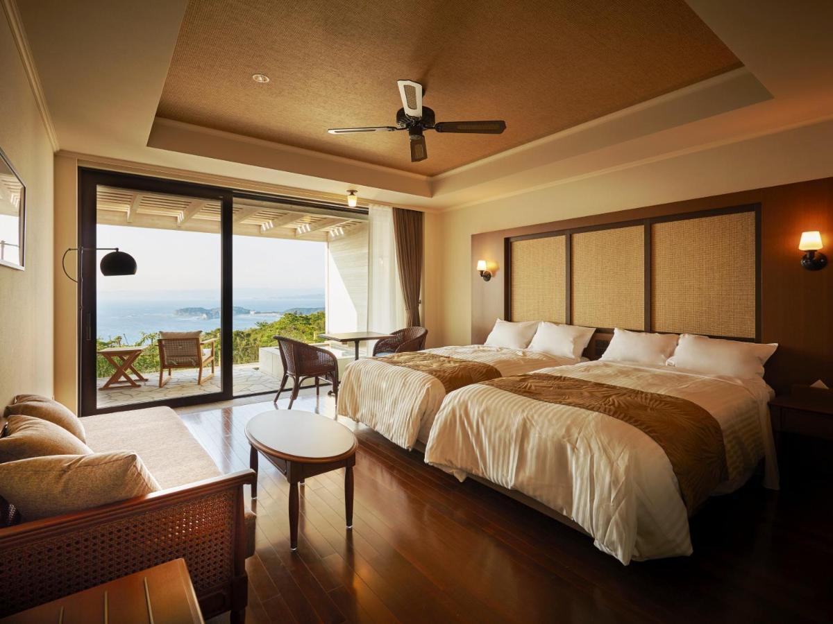 Infinito And Hotel